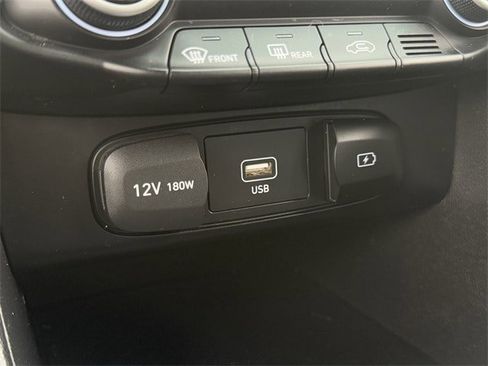 Used 2022 Hyundai Veloster N image 21