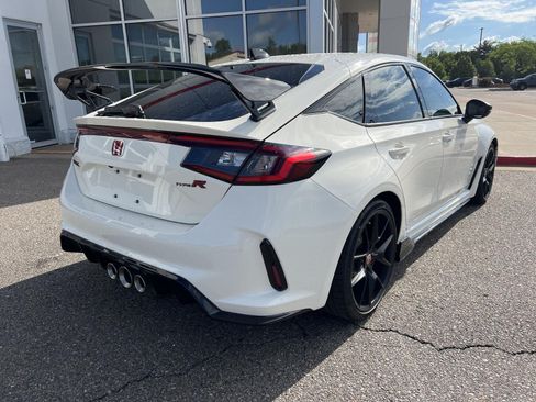 Used 2025 Honda Civic Type R image 19