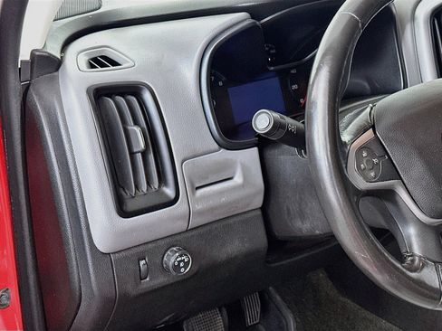 Used 2016 Chevrolet Colorado LT w/ LT Convenience Package RWD image 16