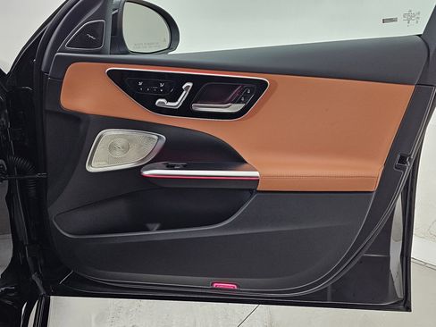 Certified 2025 Mercedes-Benz C 300 4MATIC Sedan image 18