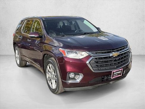 Used 2018 Chevrolet Traverse Premier w/ Driver Confidence II Package image 3
