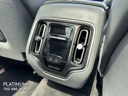 Used 2021 Aston Martin DBX AWD/4WD image 14