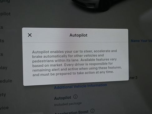 Used 2022 Tesla Model Y Long Range image 22