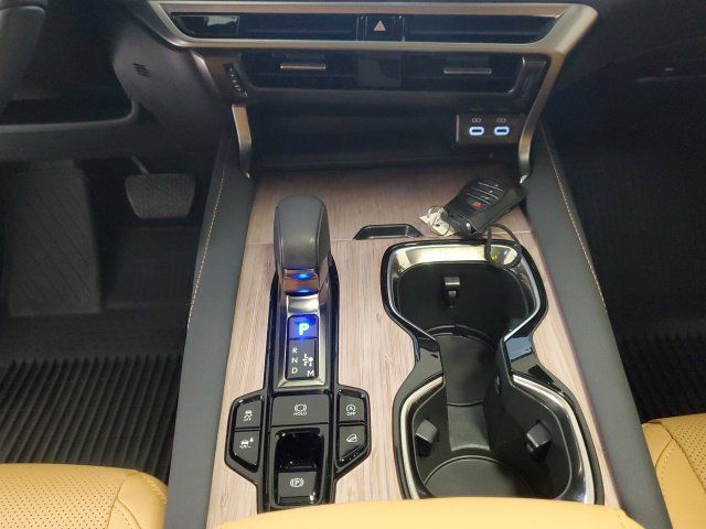 Used 2024 Lexus RX 350 Premium w/ Accessory Package (Z1) AWD/4WD image 21
