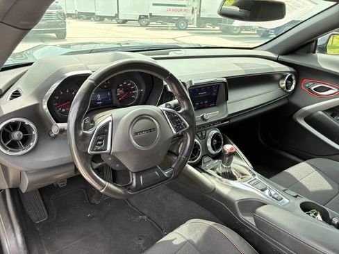 Used 2020 Chevrolet Camaro LT RWD image 13