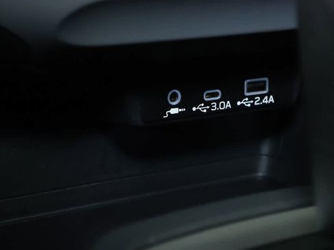 Used 2024 Subaru Crosstrek 2.0i Premium image 26