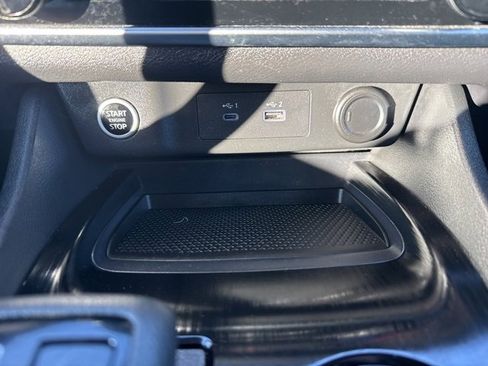 Used 2023 Nissan Rogue S image 23