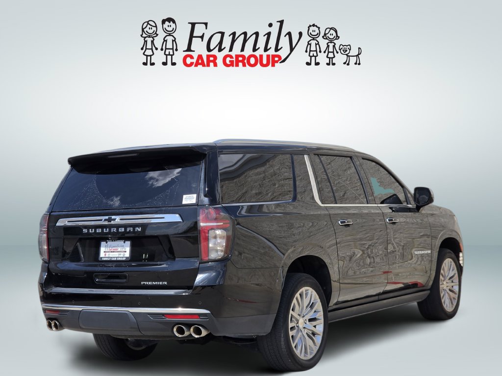 Used 2023 Chevrolet Suburban Premier w/ Premium Package RWD image 4