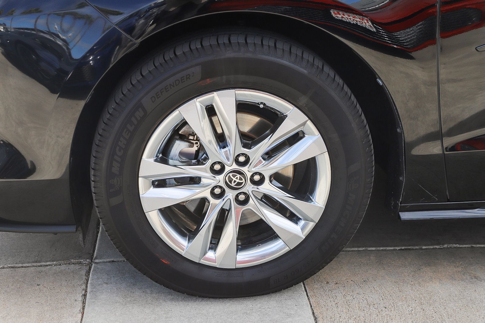 Certified 2023 Toyota Sienna Limited AWD/4WD image 10