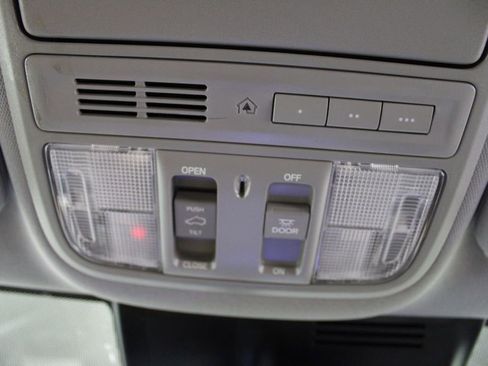 Used 2021 Honda CR-V EX-L image 19