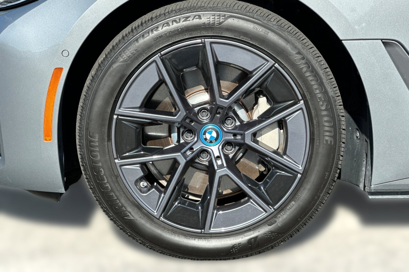 Used 2024 BMW i4 eDrive35 w/ Premium Package RWD image 13