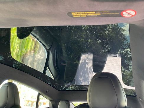 Used 2021 Tesla Model S Long Range AWD/4WD image 18