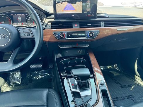 Used 2022 Audi A5 2.0T Premium image 18