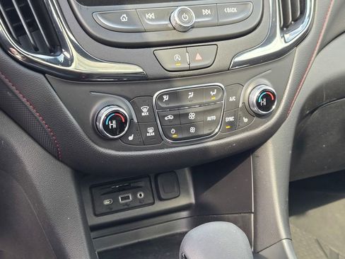 Used 2024 Chevrolet Equinox RS w/ RS Leather Package FWD image 41