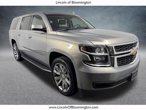 Used 2017 Chevrolet Suburban LT AWD/4WD image 9