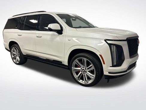 Certified 2025 Cadillac Escalade Sport Platinum AWD/4WD image 7