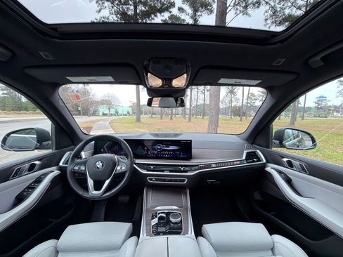 Certified 2024 BMW X5 xDrive40i w/ Parking Assistance Package image 2