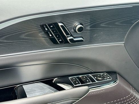 New 2025 Cadillac Lyriq Sport image 18