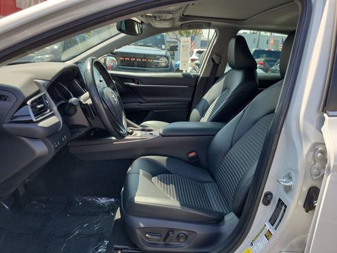 Used 2022 Toyota Camry SE w/ Audio Upgrade Package FWD image 20