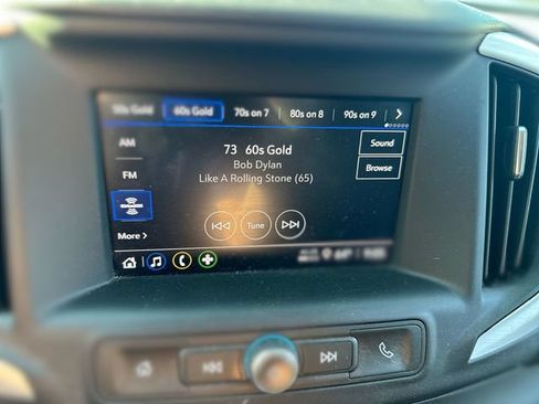 Used 2024 GMC Terrain SLE w/ Driver Convenience Package AWD/4WD image 18