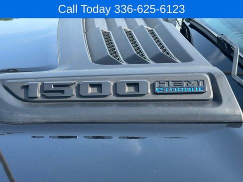 Used 2023 RAM 1500 Laramie AWD/4WD image 10