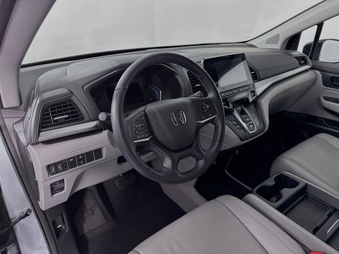 Certified 2021 Honda Odyssey EX-L image 9