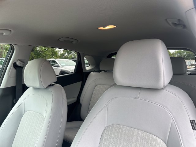 Certified 2023 Hyundai Kona SEL AWD/4WD image 22