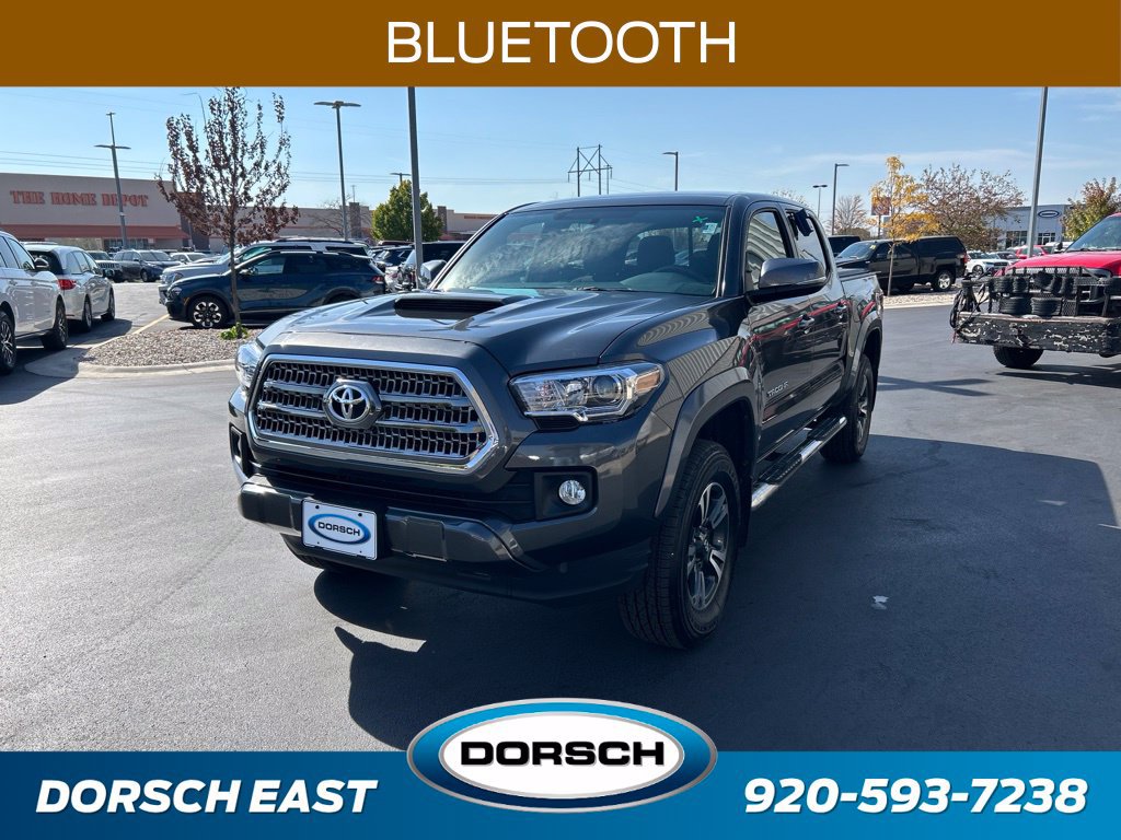 Used 2016 Toyota Tacoma TRD Sport w/ Towing Package AWD/4WD image 1