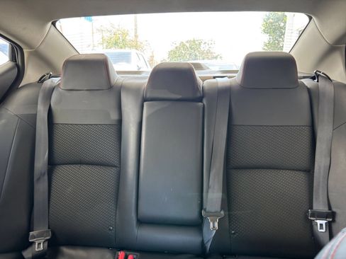 Used 2025 Nissan Altima 2.5 SR FWD image 38