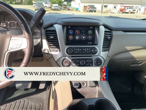 Used 2015 GMC Yukon XL SLT w/ Open Road Package AWD/4WD image 19