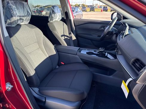 New 2026 Nissan Rogue S image 12