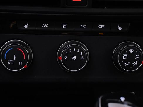 Used 2024 Volkswagen Jetta Sport FWD image 30