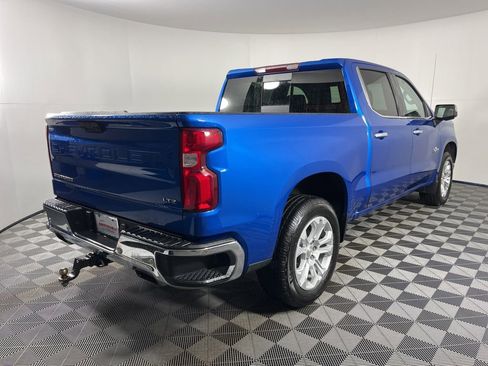 Used 2022 Chevrolet Silverado 1500 LTZ w/ LTZ Convenience Package II AWD/4WD image 5