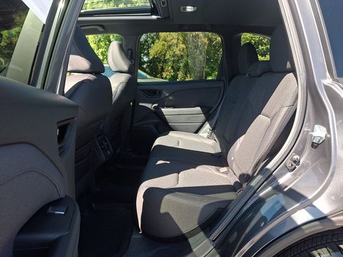 Used 2026 Subaru Forester Premium AWD/4WD image 10