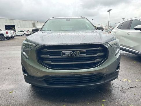 Used 2020 GMC Terrain SLT w/ Preferred Package FWD image 11