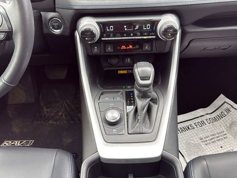 Used 2024 Toyota RAV4 XSE w/ Advanced Technology Package AWD/4WD image 17