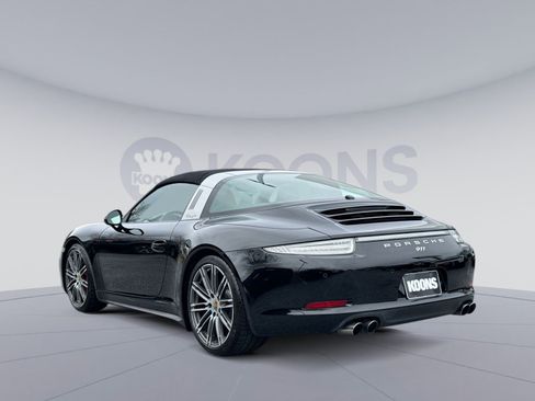 Used 2015 Porsche 911 Targa 4S image 4