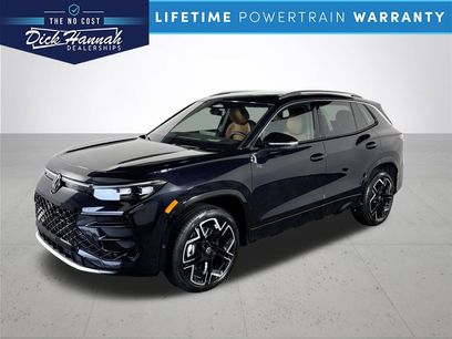 New 2025 Volkswagen Tiguan SEL R-Line