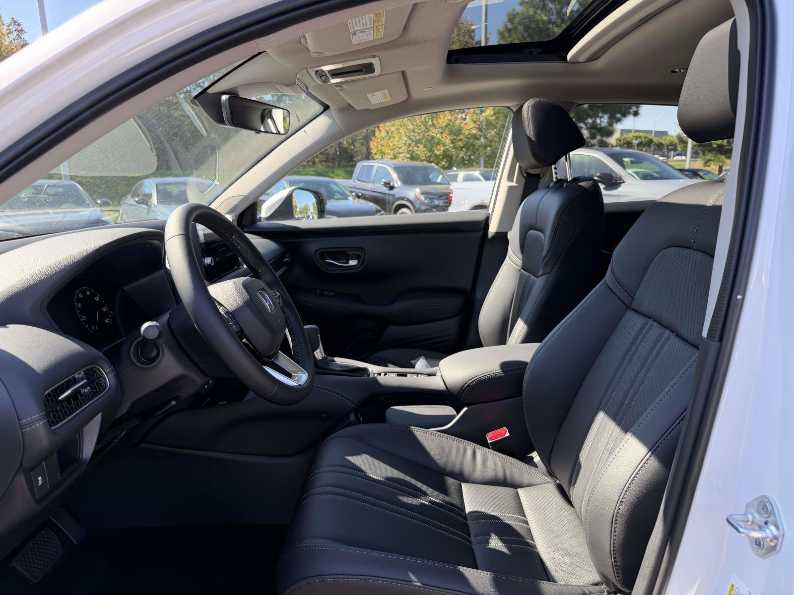 New 2027 Honda HR-V EX-L image 12