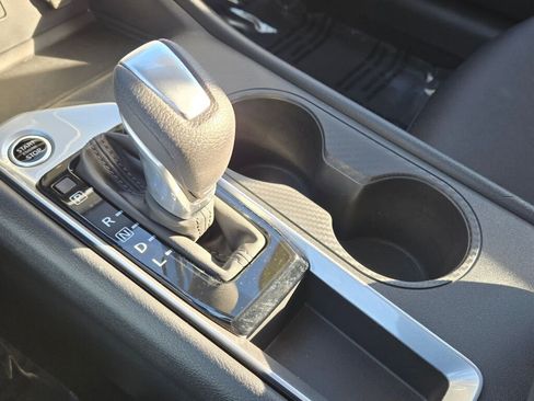 Used 2025 Nissan Altima 2.5 S image 19