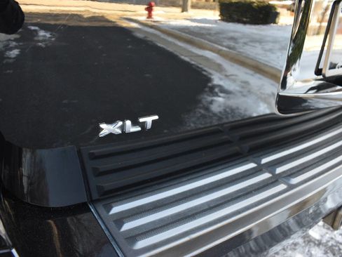 Used 2017 Ford Expedition EL XLT w/ Equipment Group 202A image 35