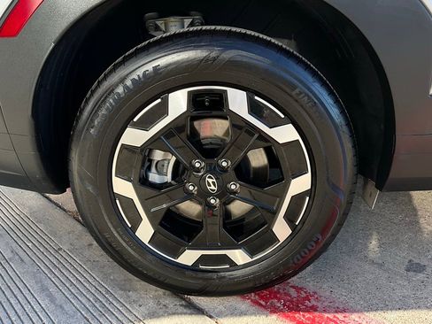 Used 2025 Hyundai Santa Fe SEL image 9