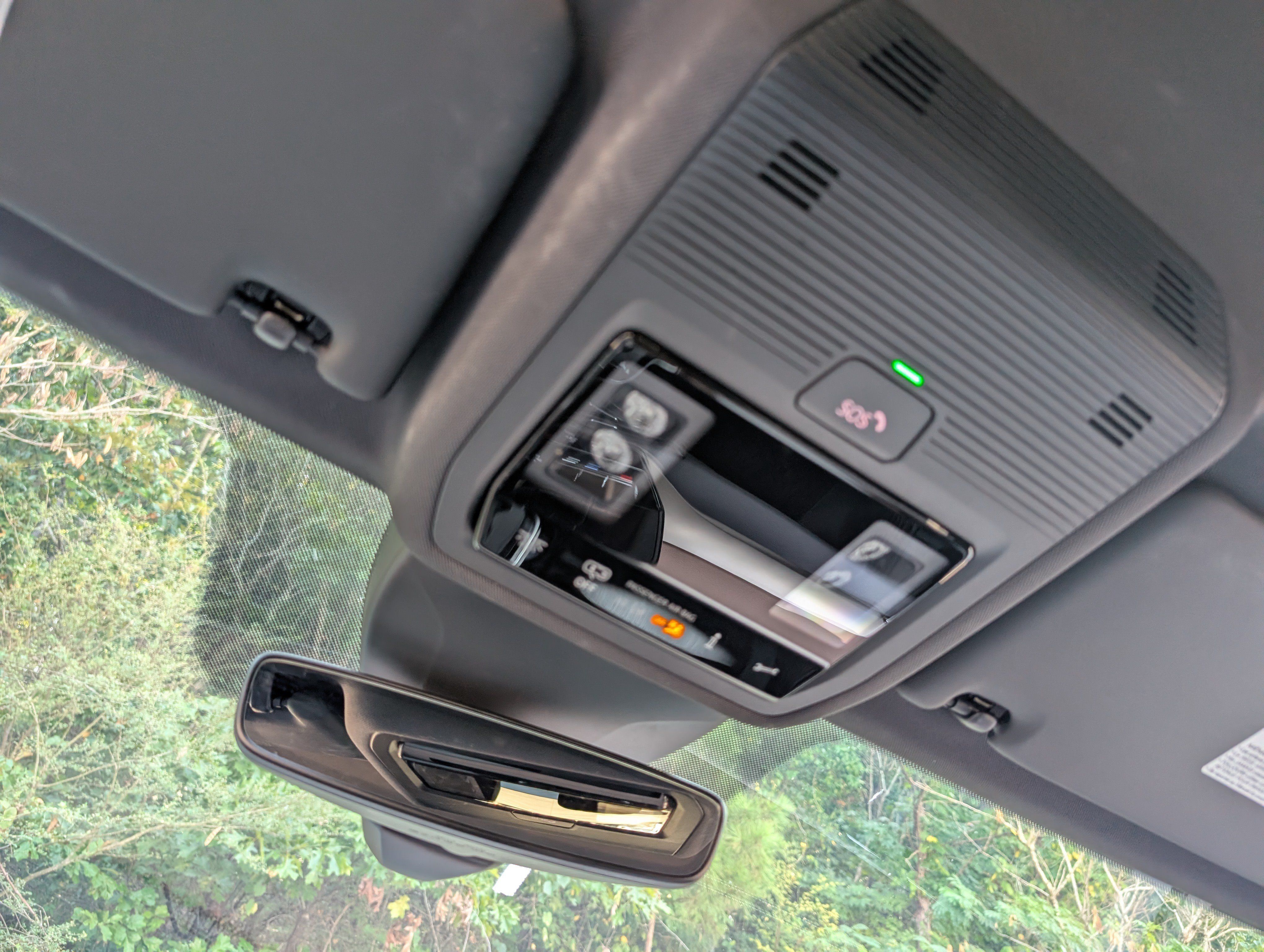Used 2023 Volkswagen ID.4 2WD image 31