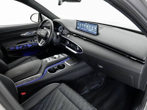 Used 2025 Genesis GV70 3.5T Sport w/ Sport Advanced Package image 21