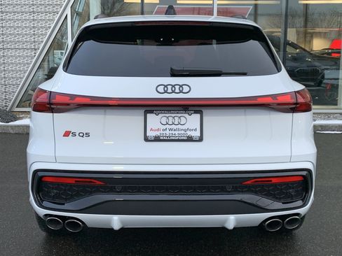 New 2025 Audi SQ5 Prestige image 7
