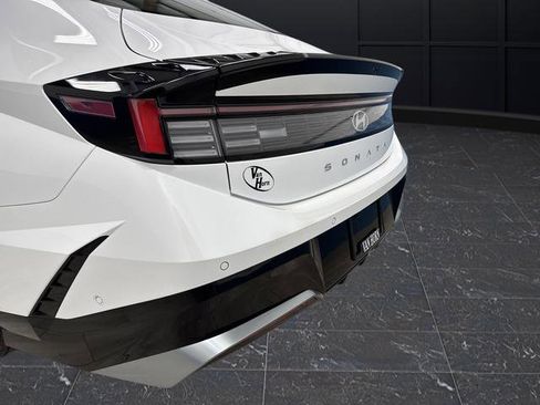 Used 2025 Hyundai Sonata Limited image 33