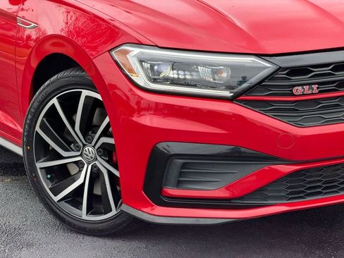 Used 2020 Volkswagen Jetta GLI image 11