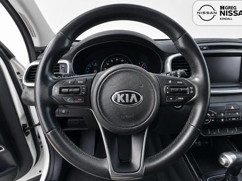Used 2017 Kia Sorento SX AWD/4WD image 8