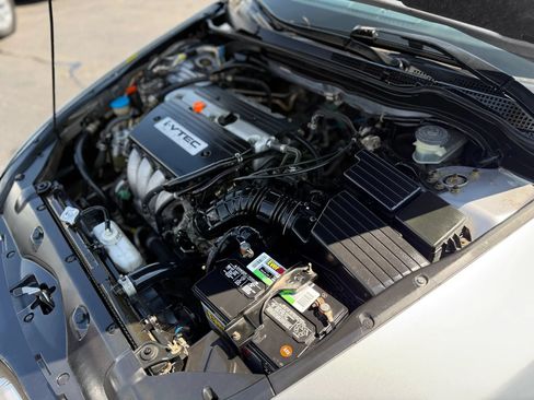 Used 2005 Honda Accord EX-L image 9