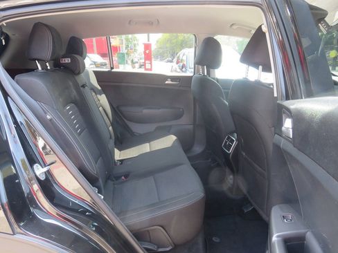 Used 2019 Kia Sportage LX w/ LX Popular Package AWD/4WD image 20